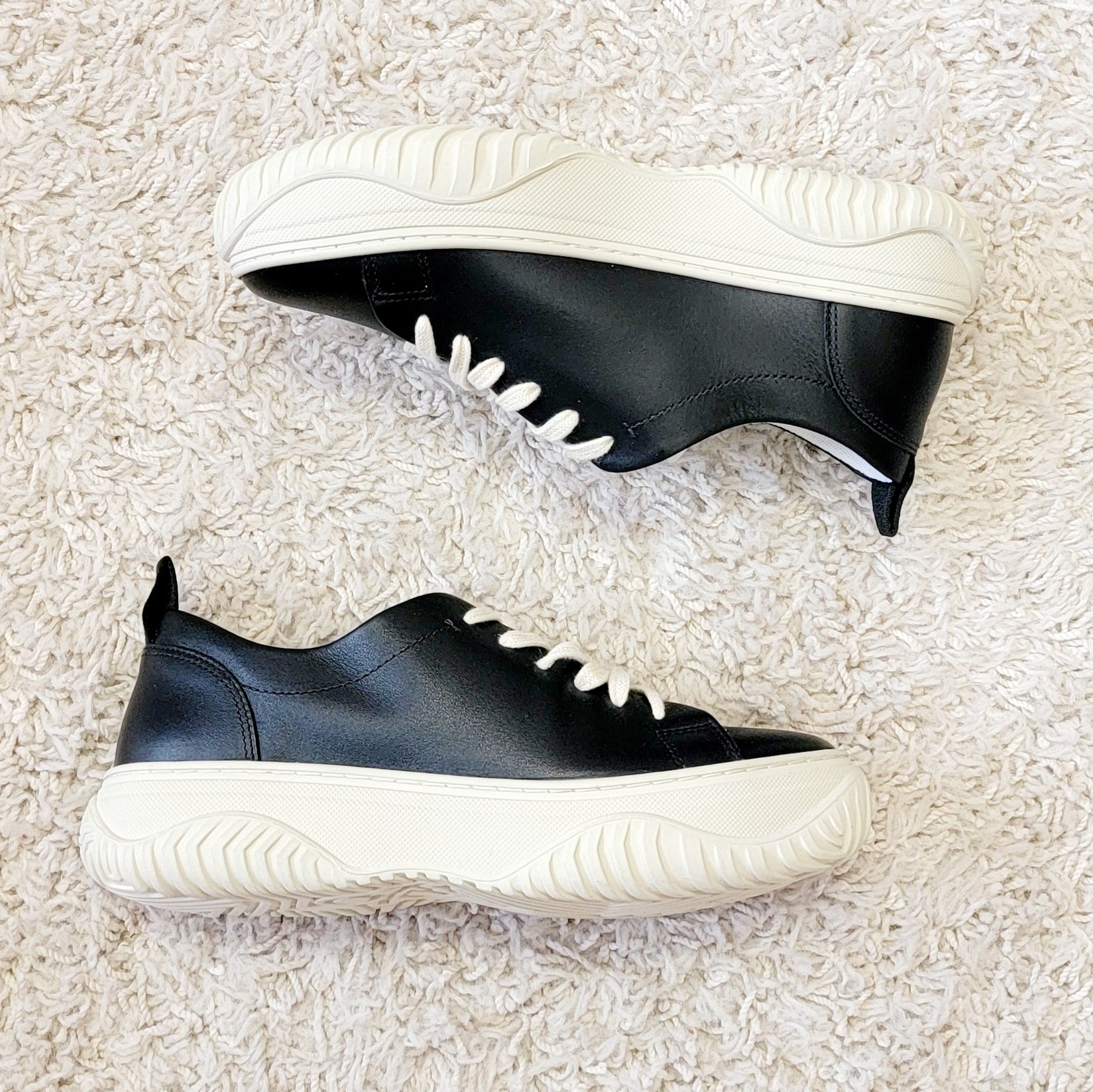 PANGEA in BLACK Court Sneakers - OTBT shoes